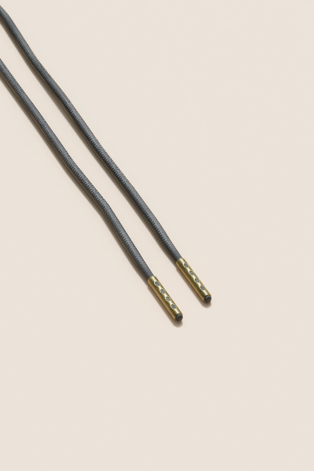 Senkels Charcoal 2.5mm Round Waxed Shoelaces with Brass Aglets