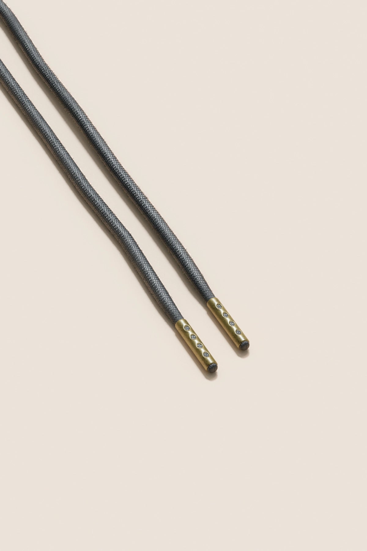 Senkels Charcoal 4mm Round Waxed Shoelaces with Brass Aglets