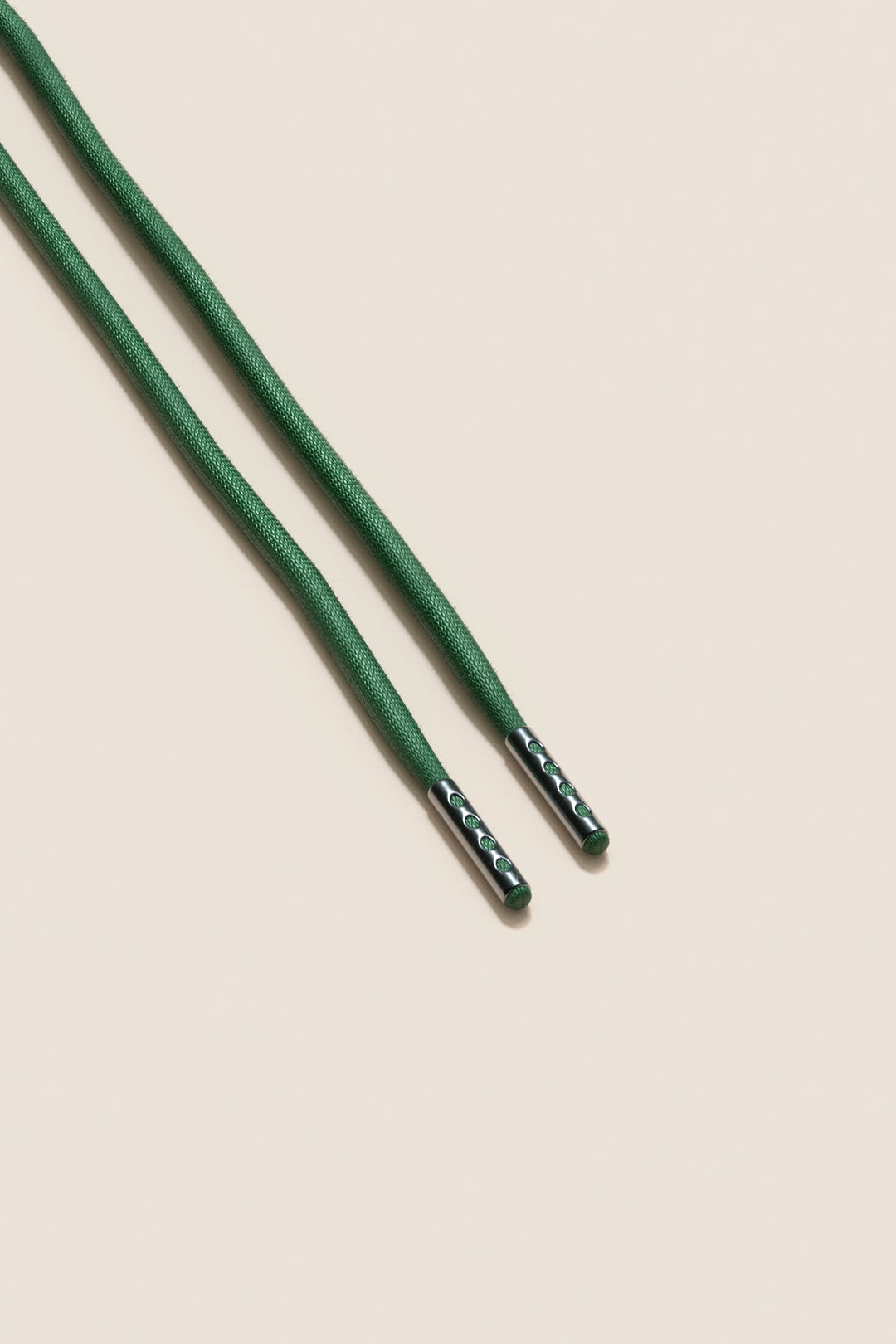 Senkels Hunter Green 4mm Round Waxed Shoelaces with Black Nickel Aglets