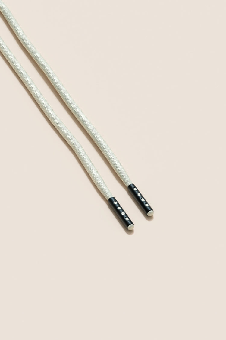 Senkels Off White 4mm Round Waxed Shoelaces with Black Matte Aglets