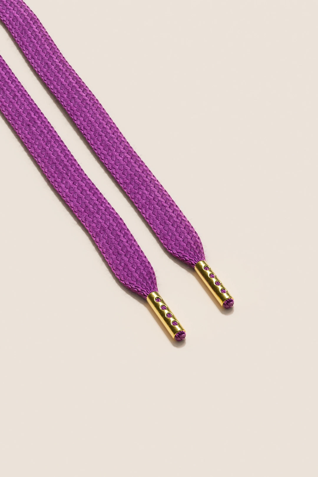 Senkels Plum Sneaker Shoelaces with Gold Aglets